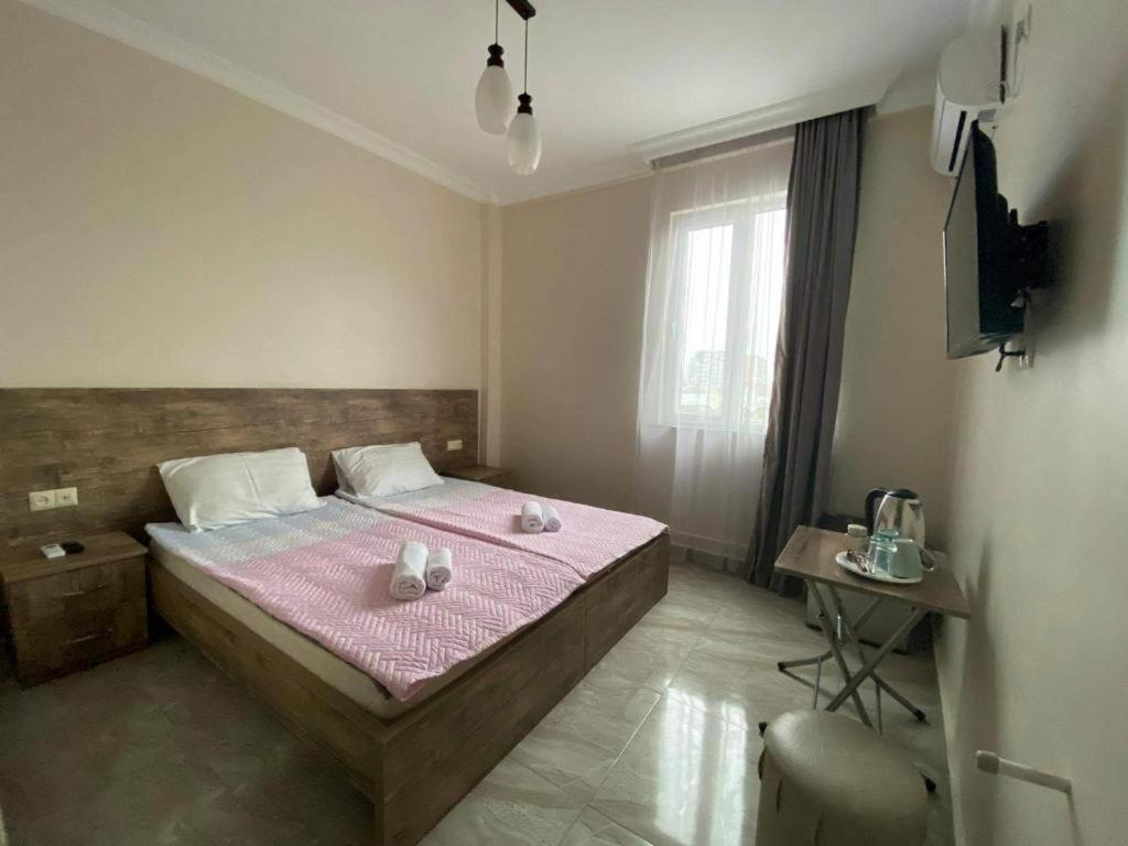 Nana'S Hotel Tchaikovsky Street 34 Батуми Экстерьер фото